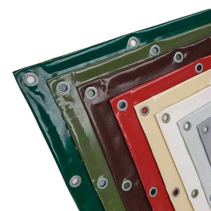 Bâches plates en PVC sur mesure de différentes couleurs et grammages, ultra-résistantes pour protection efficace.