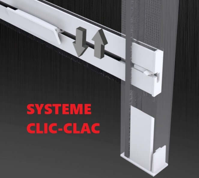 Détail du système clic-clac de la moustiquaire enroulable Kliky, permettant une installation facile et pratique.