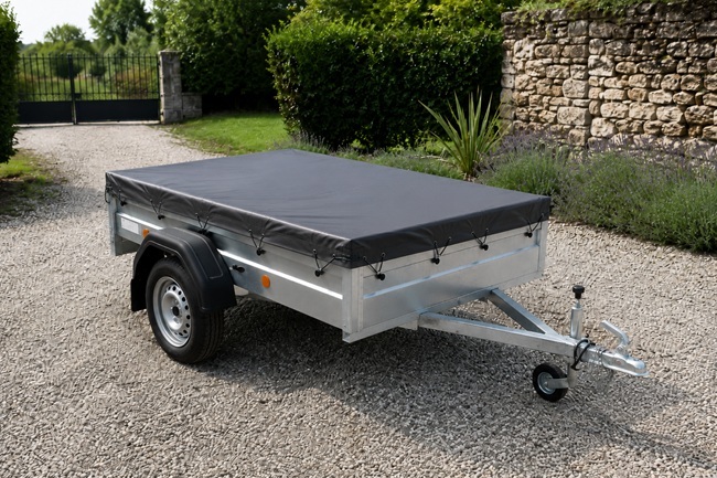 Remorque avec bâche PVC