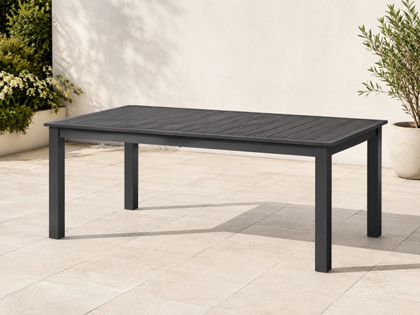Table de jardin sans housse de protection